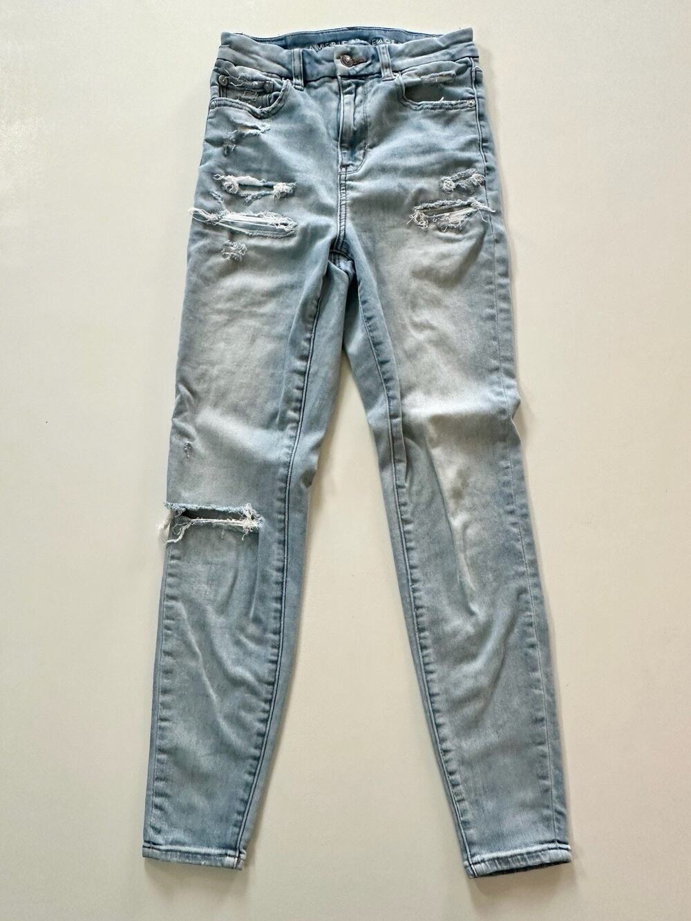 Women's American Eagle AE Curvy Super Hi-Rise Jegging Light Wash Distressed Sz 2